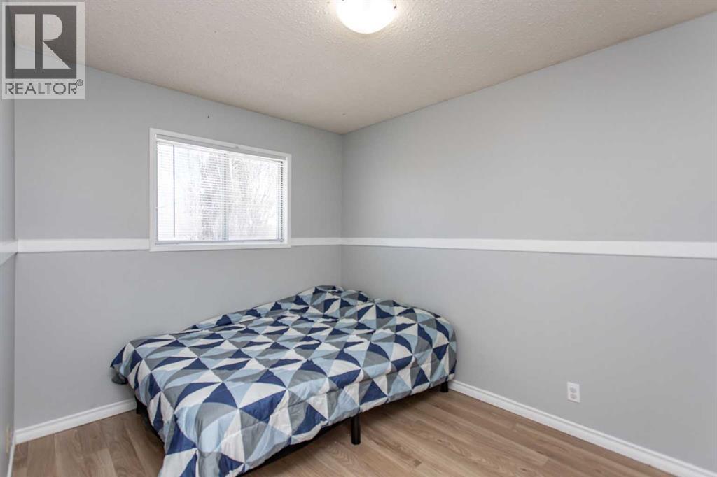 11 Erickson Drive, Red Deer, Alberta  T4R 2A3 - Photo 13 - A2301977