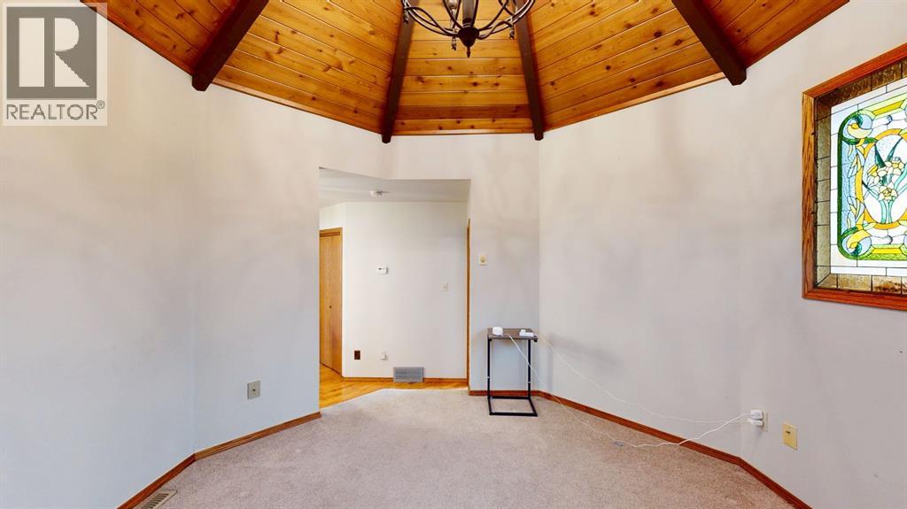 610 Ross Glen Drive SE, Medicine Hat, Alberta  T1B 3X3 - Photo 30 - A2274894