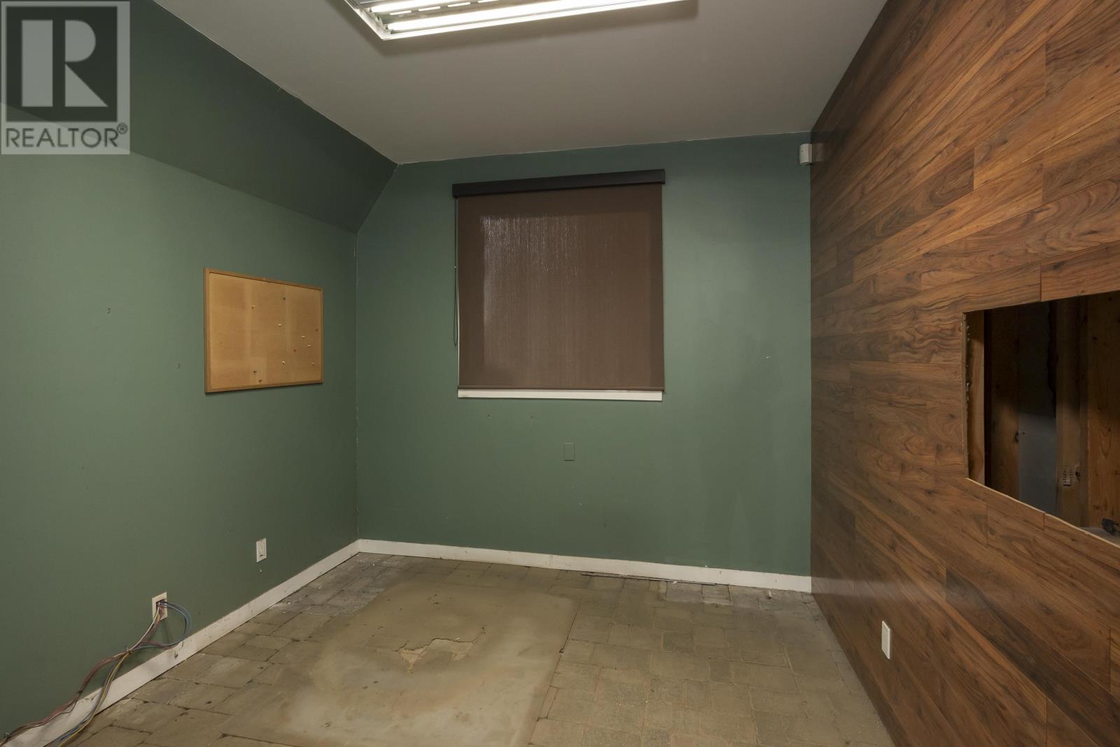 561 Tenth Ave., Thunder Bay, Ontario  P7B 2R3 - Photo 6 - TB253461