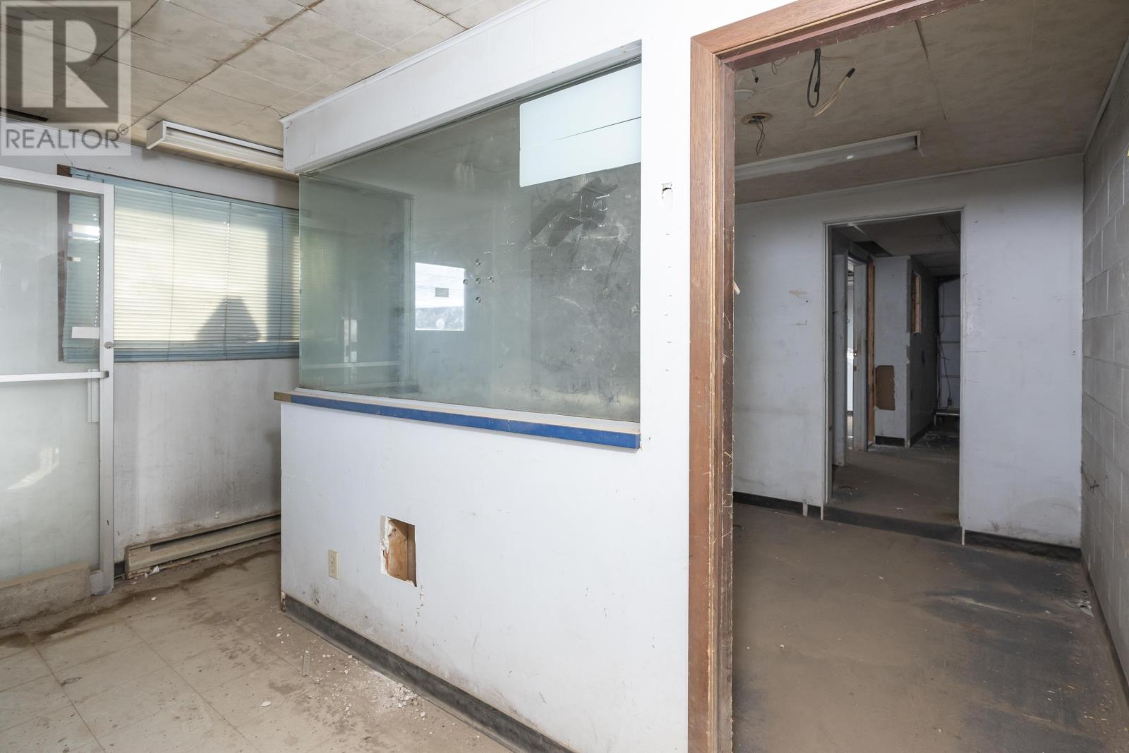 561 Tenth Ave., Thunder Bay, Ontario  P7B 2R3 - Photo 38 - TB253461