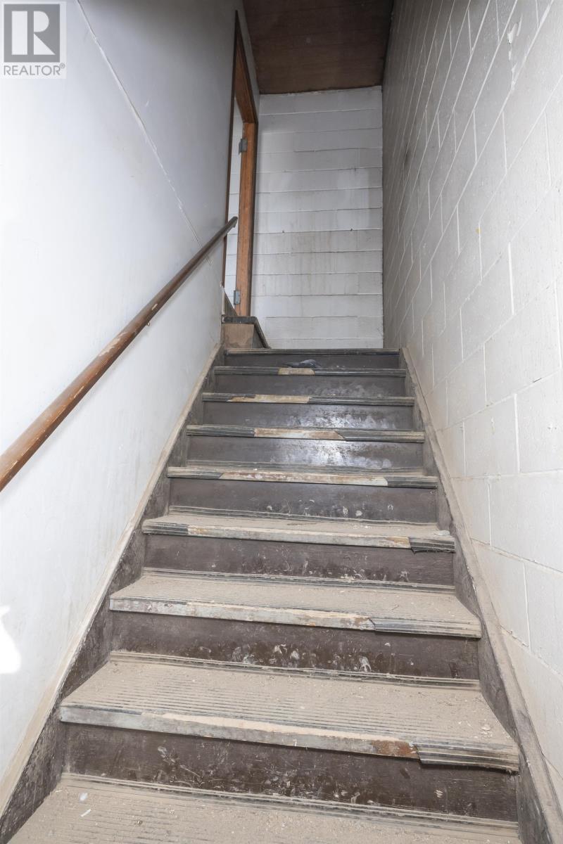 561 Tenth Ave., Thunder Bay, Ontario  P7B 2R3 - Photo 42 - TB253461