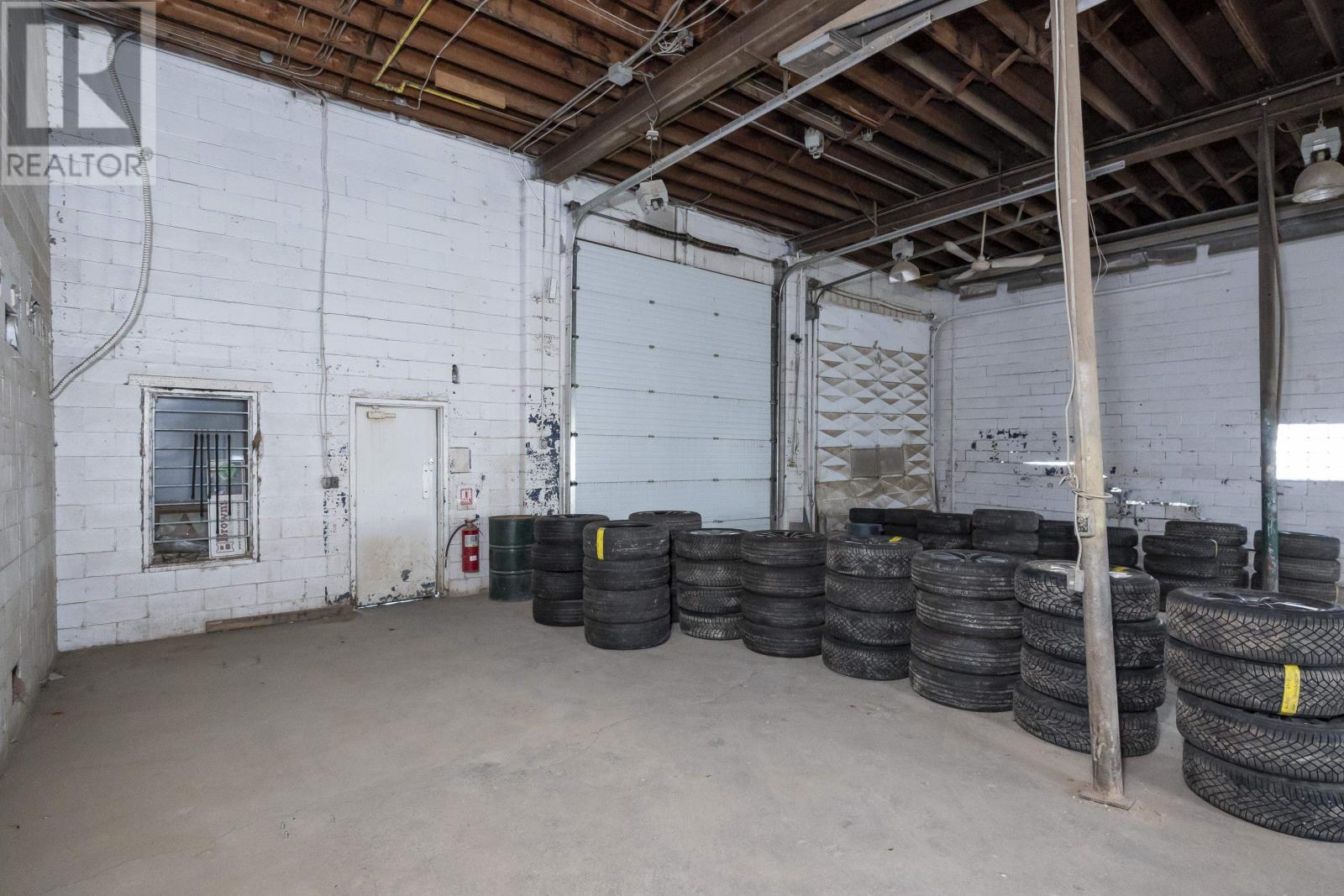 561 Tenth Ave., Thunder Bay, Ontario  P7B 2R3 - Photo 33 - TB253461