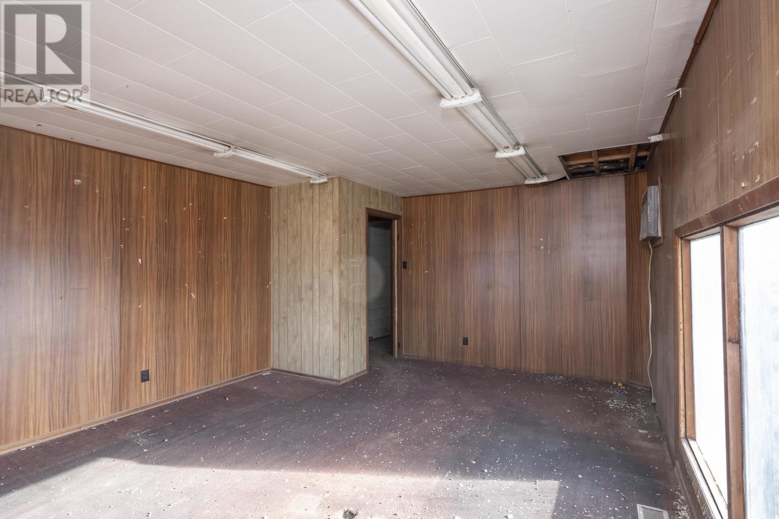 561 Tenth Ave., Thunder Bay, Ontario  P7B 2R3 - Photo 43 - TB253461