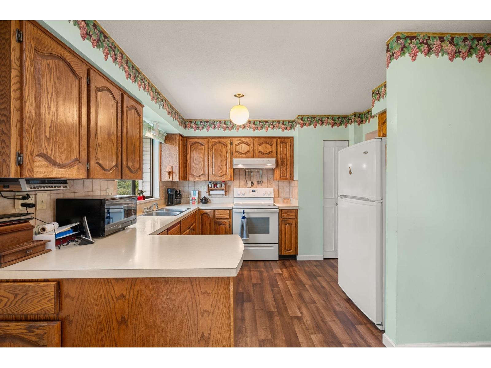 9507 204b Street, Langley, British Columbia  V1M 1Y9 - Photo 9 - R3115193