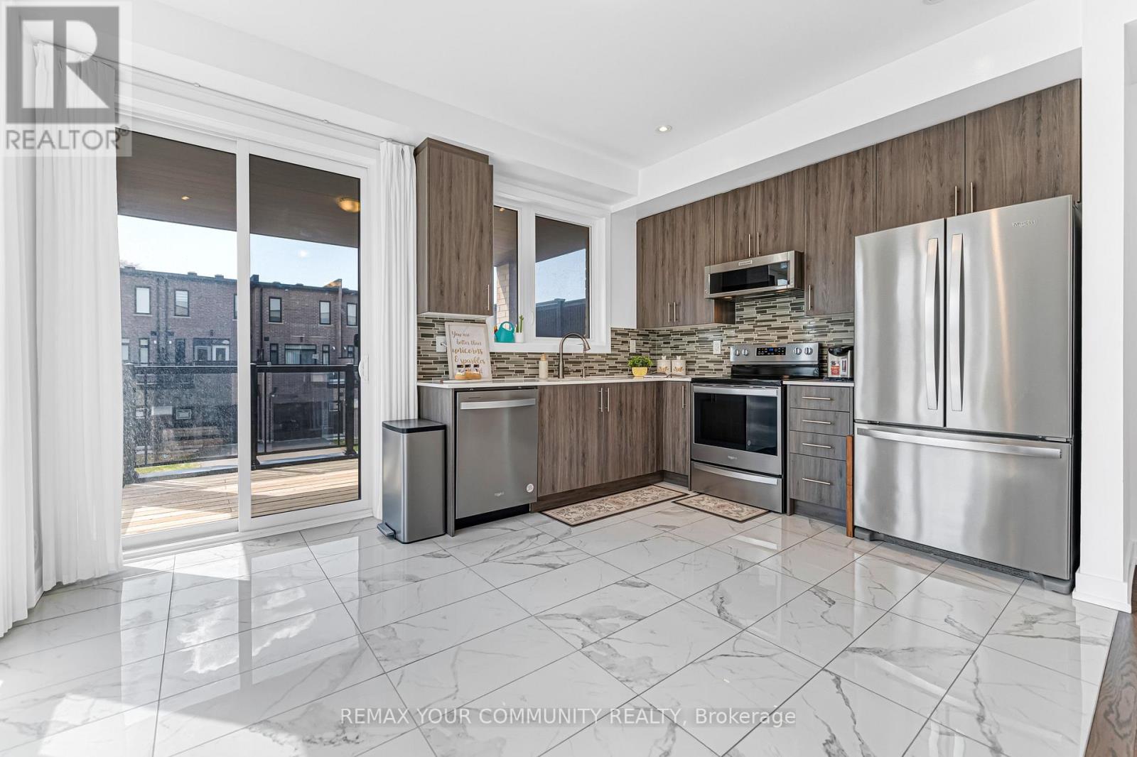 92 Stauffer Crescent, Markham, Ontario  L6B 1R1 - Photo 10 - N13037072