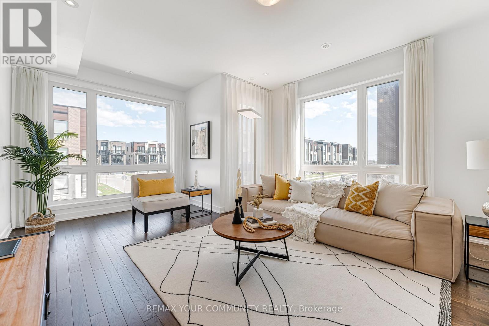 92 Stauffer Crescent, Markham, Ontario  L6B 1R1 - Photo 7 - N13037072