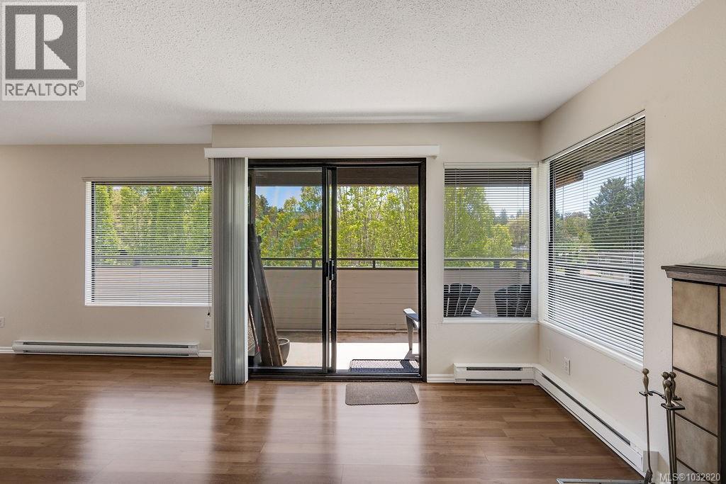 402 3274 Glasgow Ave, Saanich, British Columbia  V8X 1M2 - Photo 7 - 1032820