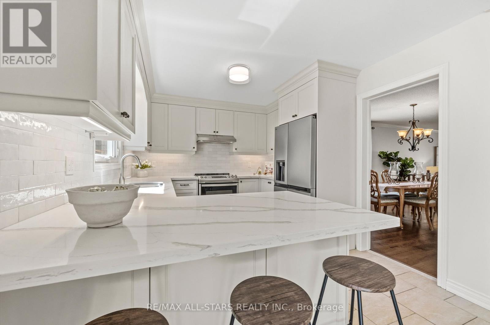 53 Smithy Street, Markham, Ontario  L3P 6M7 - Photo 13 - N13037078