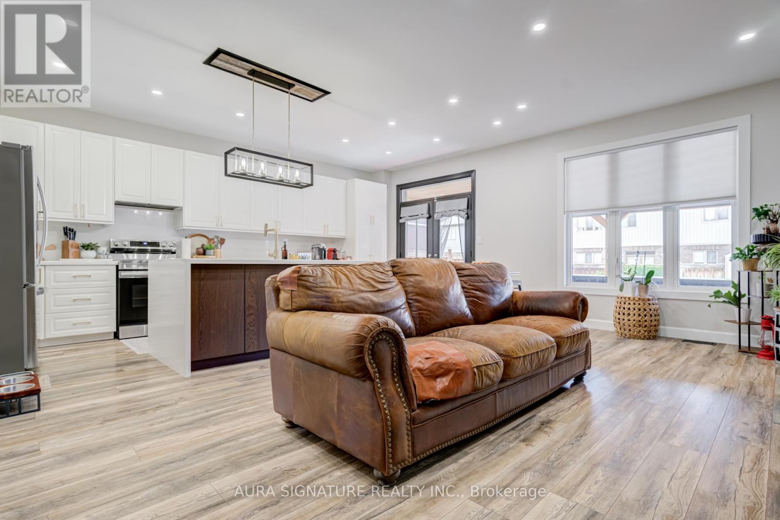 44 Mccabe Lane, New Tecumseth, Ontario  L0G 1W0 - Photo 13 - N13037118