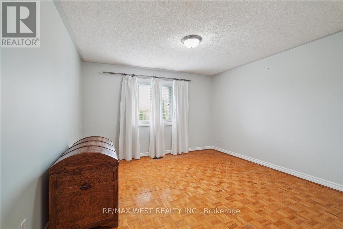 15 Brownlee Avenue, Vaughan, Ontario  L4L 8H4 - Photo 20 - N13037128