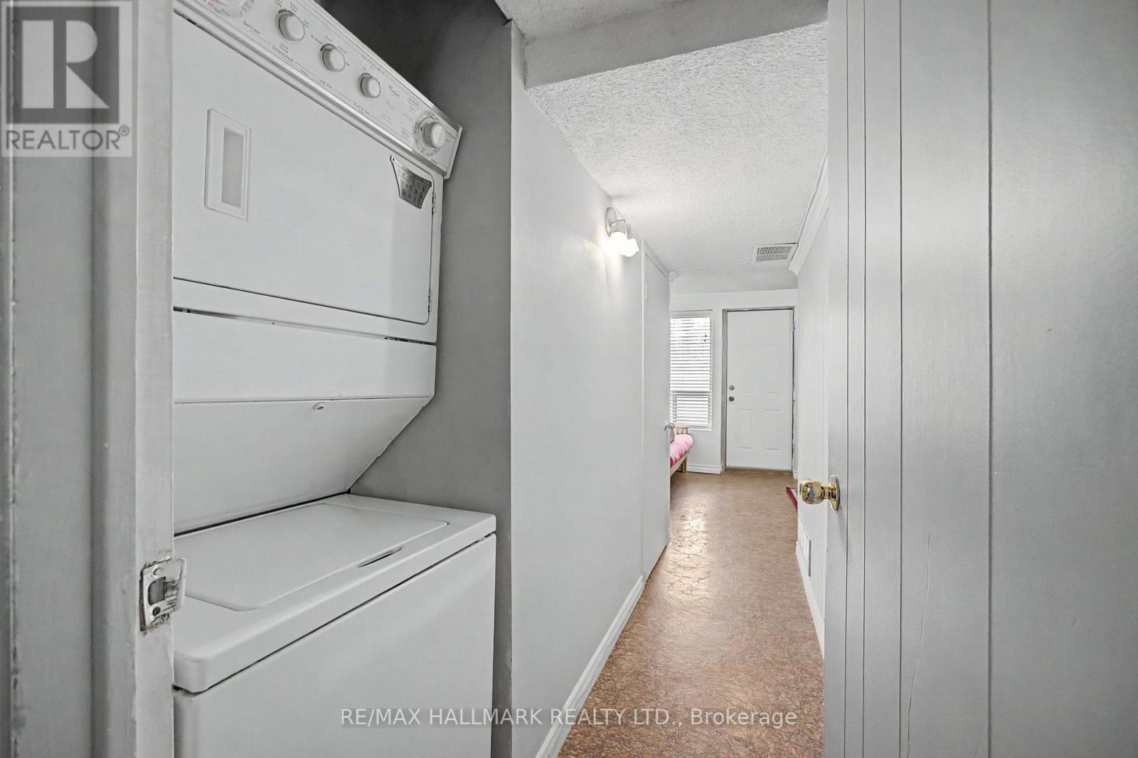 65 - 11 Plaisance Road, Richmond Hill, Ontario  L4C 5H1 - Photo 12 - N13037226