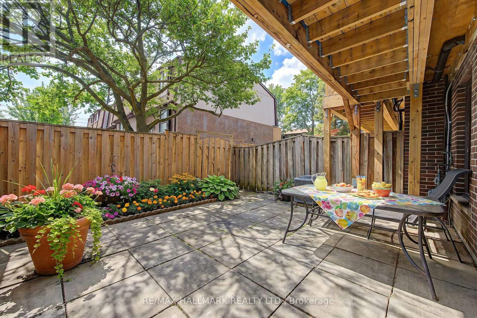 65 - 11 Plaisance Road, Richmond Hill, Ontario  L4C 5H1 - Photo 18 - N13037226