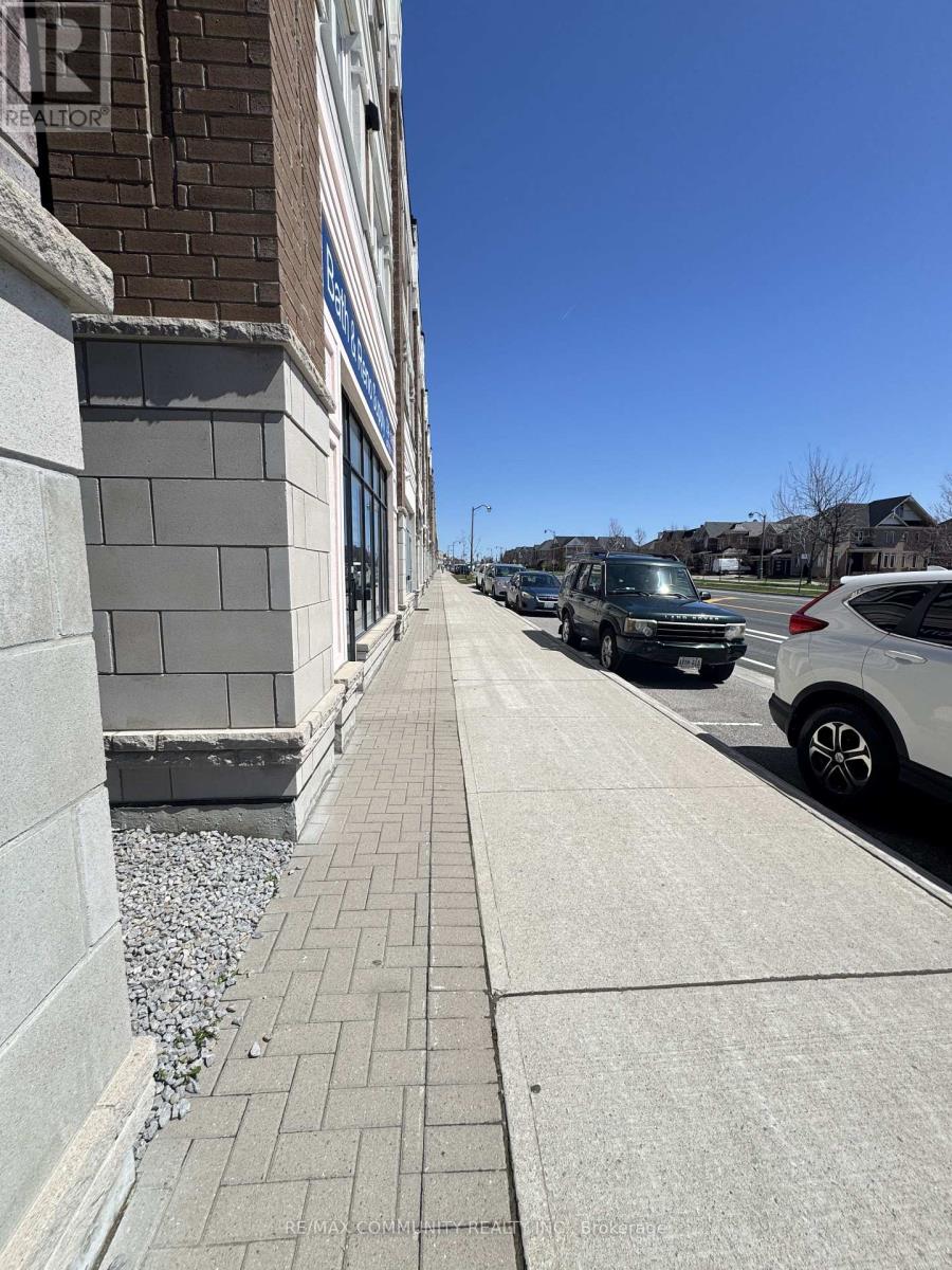 242 Copper Creek Drive, Markham, Ontario  L6B 1N6 - Photo 5 - N13037252