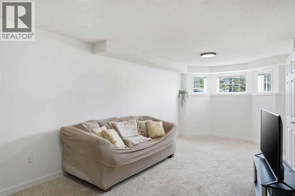 113 Mt Lorette Place SE, Calgary, Alberta  T2Z 2M1 - Photo 16 - A2288992