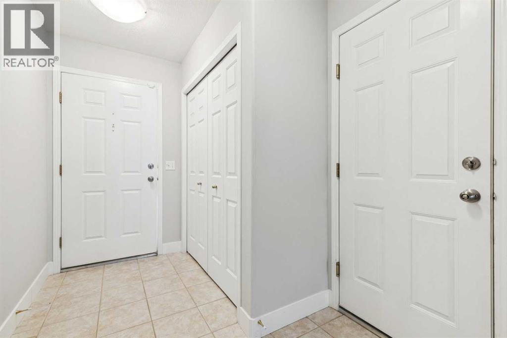 328 Prominence Heights Sw, Calgary, Alberta  T3H 2Z6 - Photo 5 - A2296112