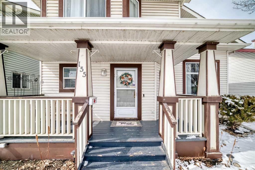 155 Erin Meadow Way SE, Calgary, Alberta  T2B 3P7 - Photo 2 - A2297998