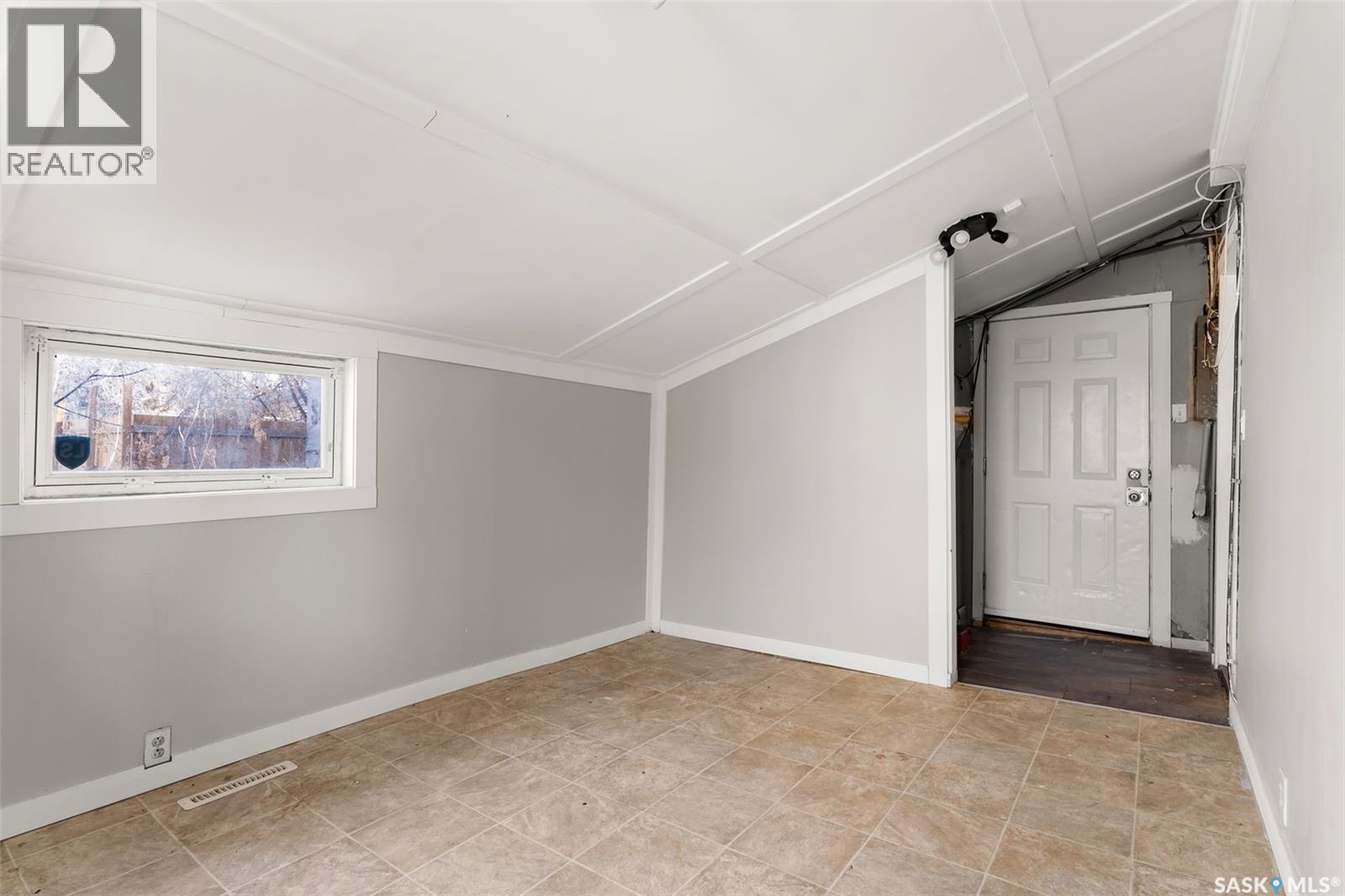 1247 King Street, Regina, Saskatchewan  S4T 4G1 - Photo 11 - SK033778