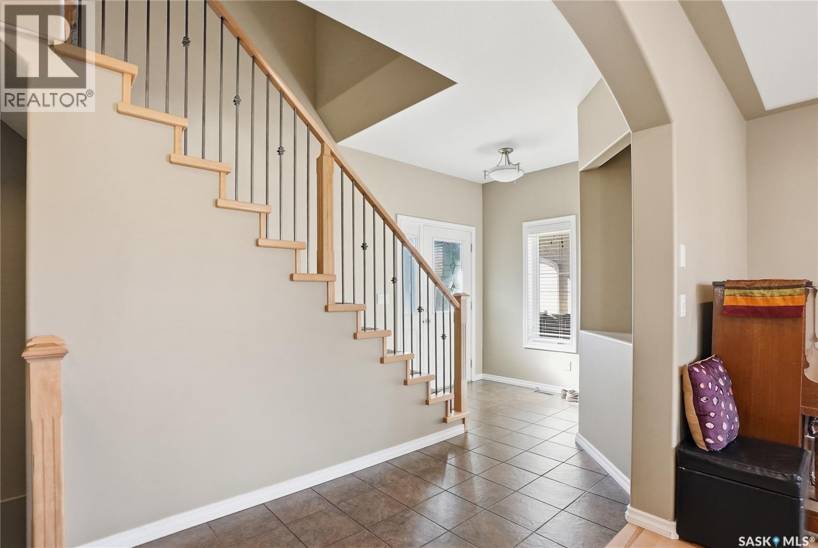 307 Van Impe Court, Saskatoon, Saskatchewan  S7W 1C1 - Photo 4 - SK033771