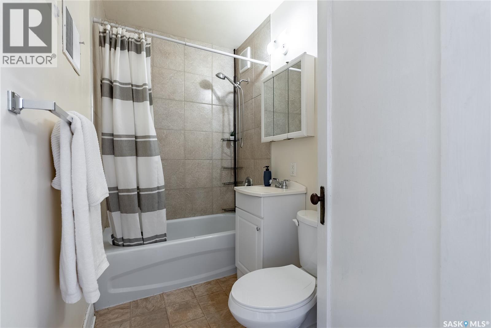 1115 9th Street, Saskatoon, Saskatchewan  S7H 0N4 - Photo 14 - SK033767