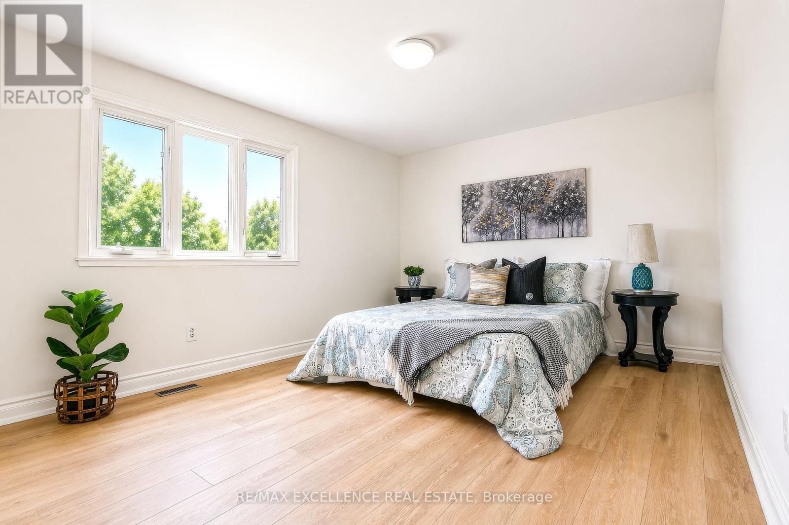 7256 Topping Road, Mississauga, Ontario  L4T 2Y5 - Photo 11 - W13037036