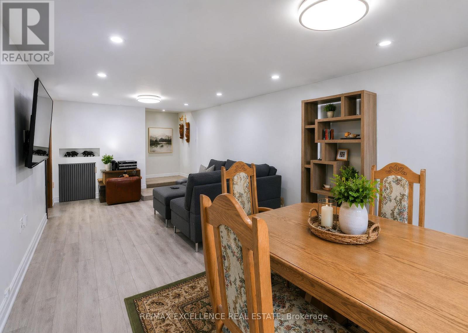 7256 Topping Road, Mississauga, Ontario  L4T 2Y5 - Photo 14 - W13037036