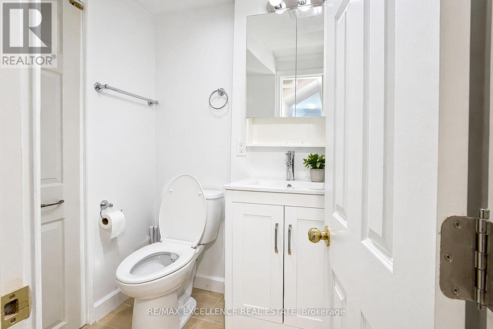 7256 Topping Road, Mississauga, Ontario  L4T 2Y5 - Photo 17 - W13037036