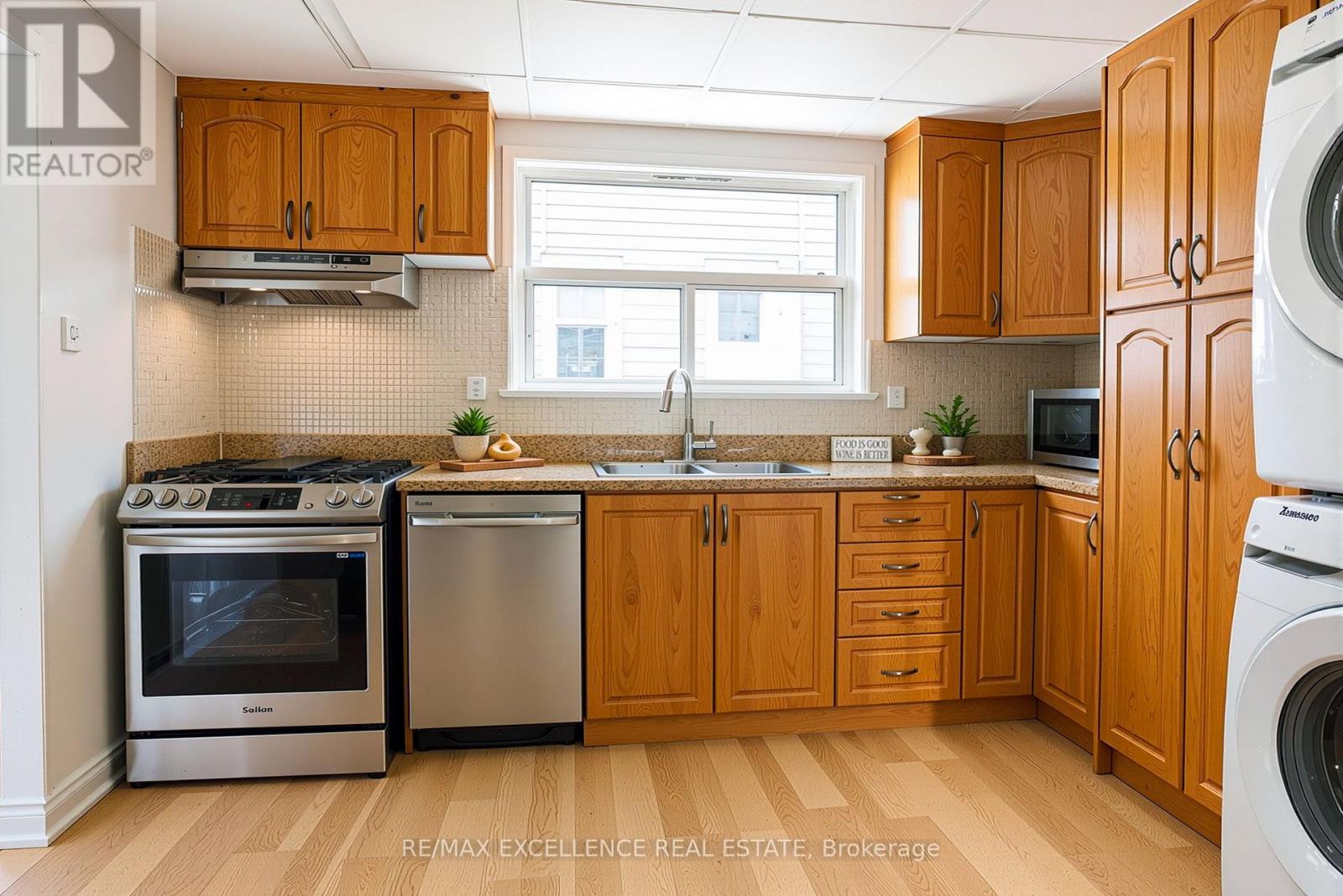 7256 Topping Road, Mississauga, Ontario  L4T 2Y5 - Photo 6 - W13037036