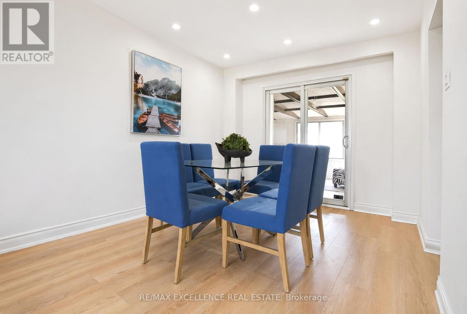 7256 Topping Road, Mississauga, Ontario  L4T 2Y5 - Photo 7 - W13037036