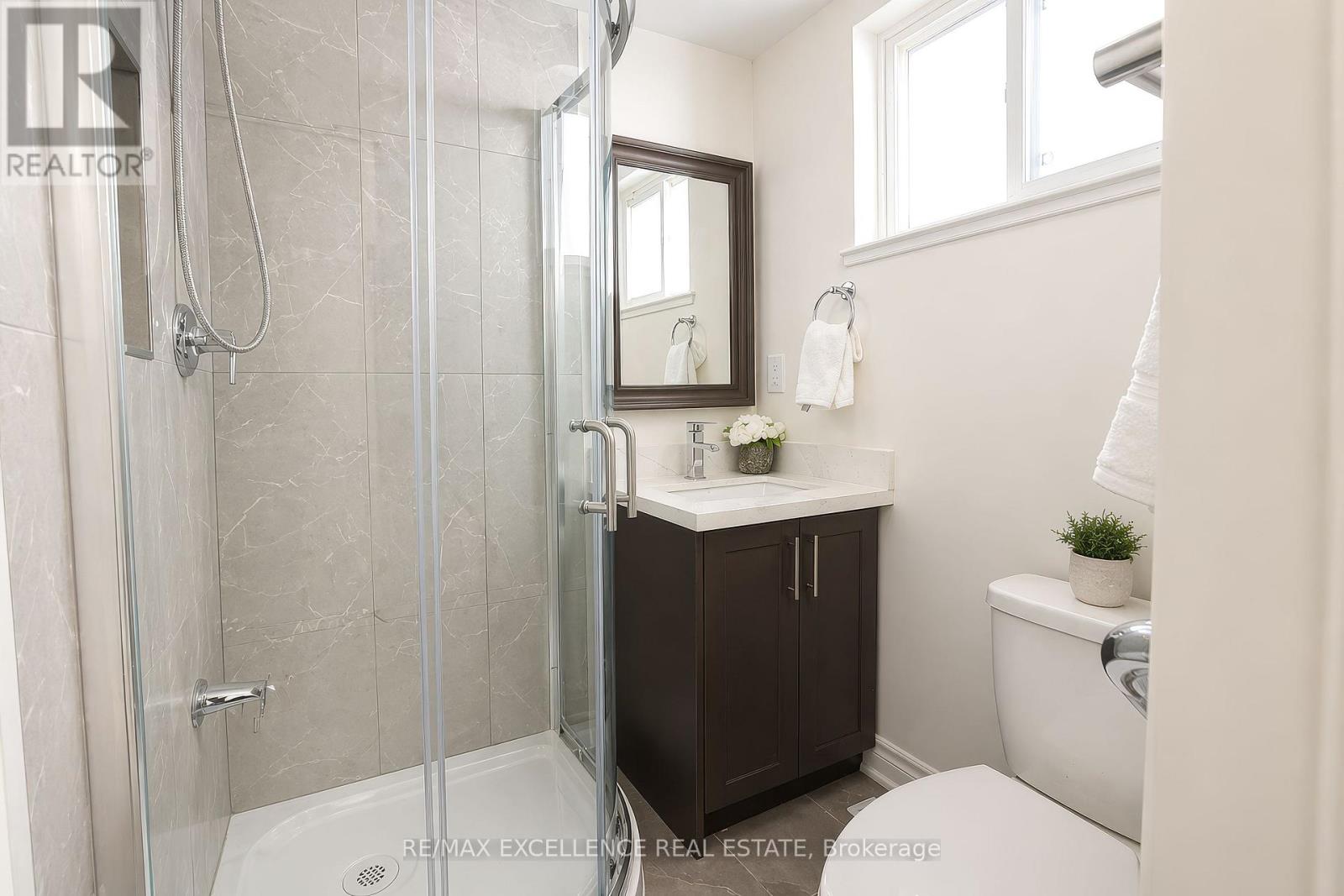 7256 Topping Road, Mississauga, Ontario  L4T 2Y5 - Photo 8 - W13037036