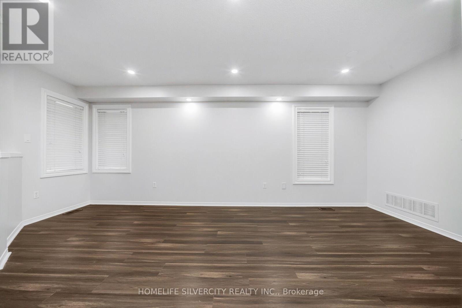 35 Velvet Grass Lane, Brampton (Sandringham-Wellington), Ontario  L6R 1X8 - Photo 11 - W13037066