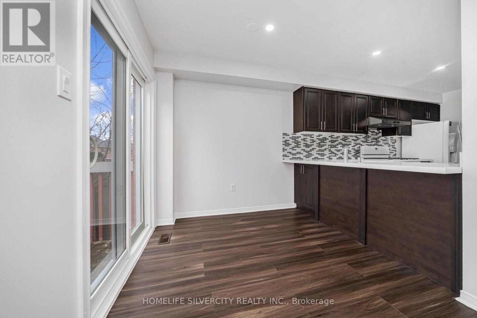 35 Velvet Grass Lane, Brampton (Sandringham-Wellington), Ontario  L6R 1X8 - Photo 18 - W13037066