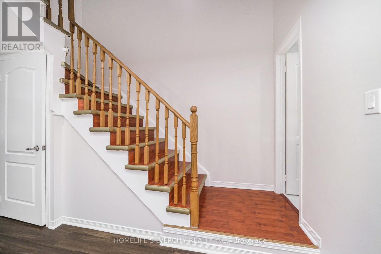 35 Velvet Grass Lane, Brampton (Sandringham-Wellington), Ontario  L6R 1X8 - Photo 26 - W13037066