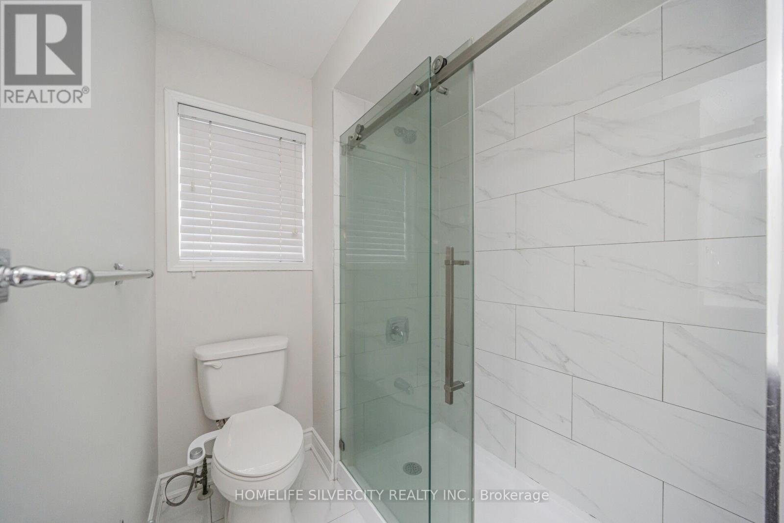 35 Velvet Grass Lane, Brampton (Sandringham-Wellington), Ontario  L6R 1X8 - Photo 33 - W13037066