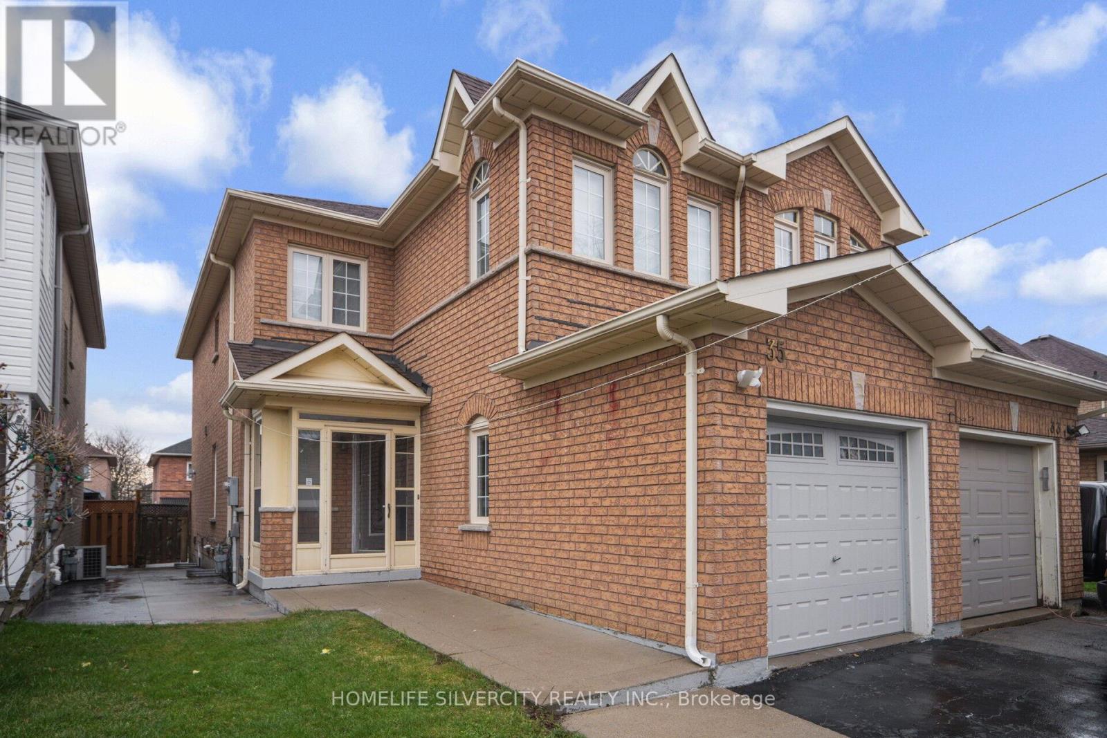 35 Velvet Grass Lane, Brampton (Sandringham-Wellington), Ontario  L6R 1X8 - Photo 5 - W13037066