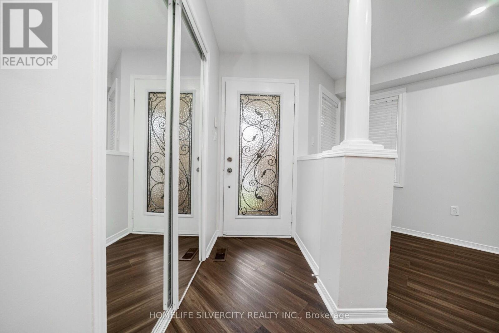 35 Velvet Grass Lane, Brampton (Sandringham-Wellington), Ontario  L6R 1X8 - Photo 9 - W13037066