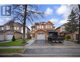 35 VELVET GRASS LANE, Brampton, Ontario