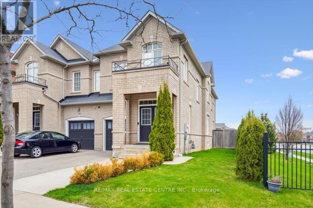 37 Interlude Drive, Brampton, Ontario  L6X 3B1 - Photo 3 - W13037106