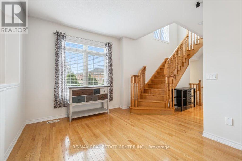 37 Interlude Drive, Brampton, Ontario  L6X 3B1 - Photo 8 - W13037106