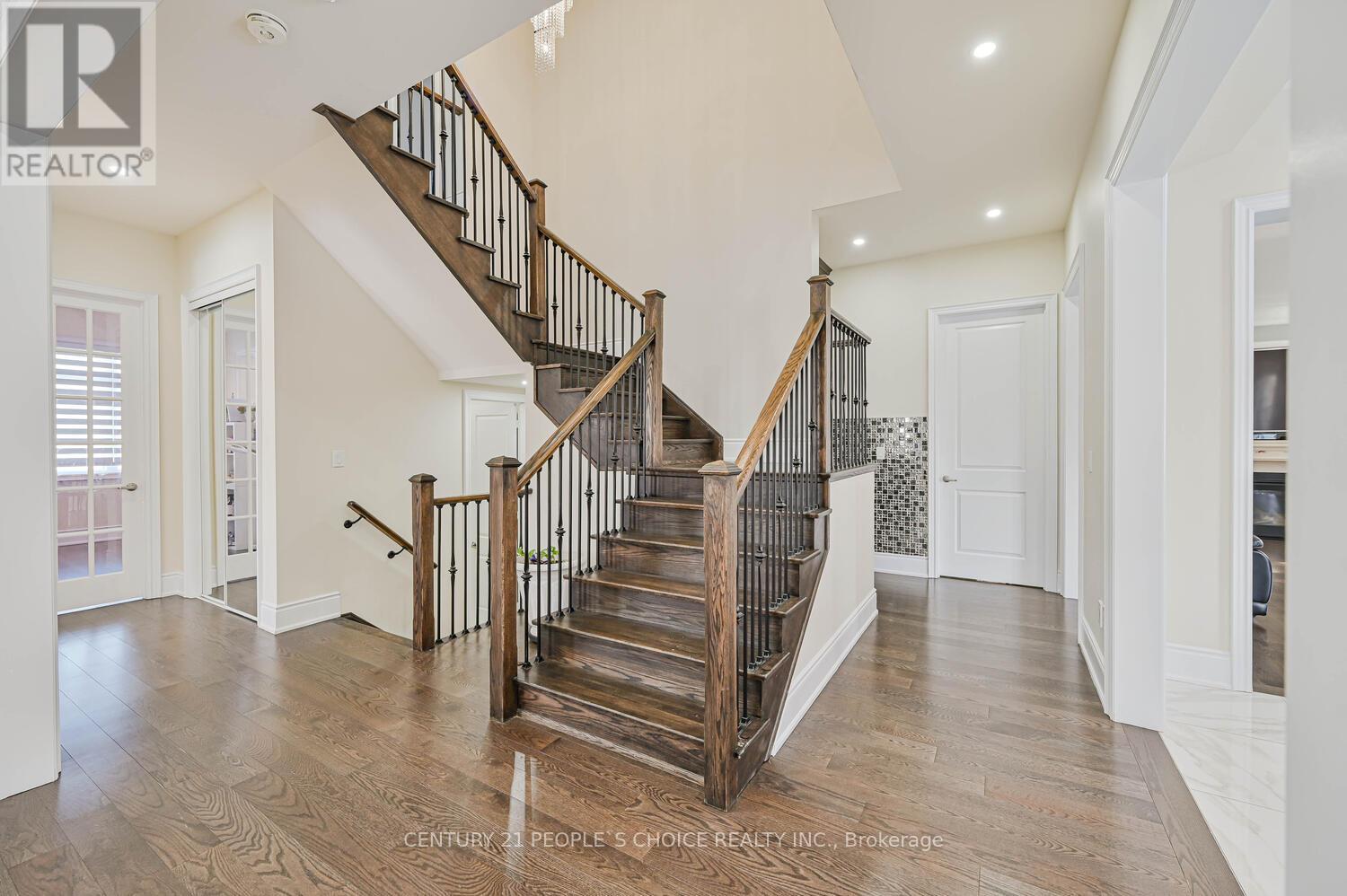 1 Carl Finlay Drive, Brampton, Ontario  L6P 4E2 - Photo 11 - W13037260