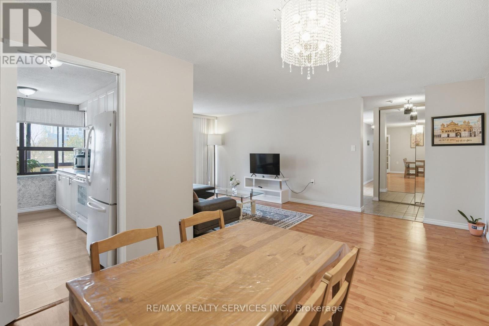 304 - 18 Knightsbridge Road, Brampton (Queen Street Corridor), Ontario  L6T 3X5 - Photo 10 - W13037268