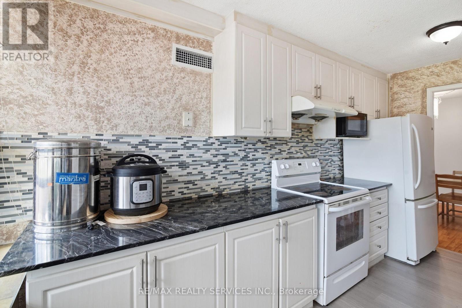 304 - 18 Knightsbridge Road, Brampton (Queen Street Corridor), Ontario  L6T 3X5 - Photo 19 - W13037268