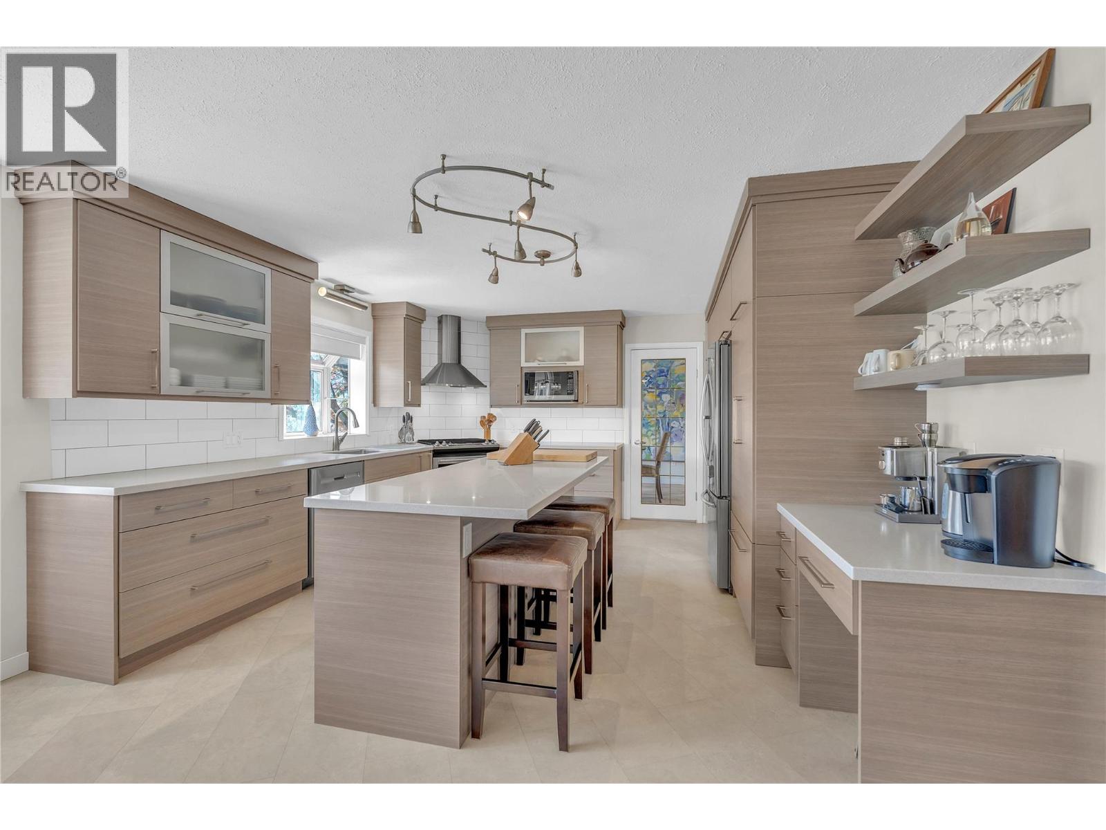 190 Craig Drive, Penticton, British Columbia  V2A 3R9 - Photo 15 - 10384376