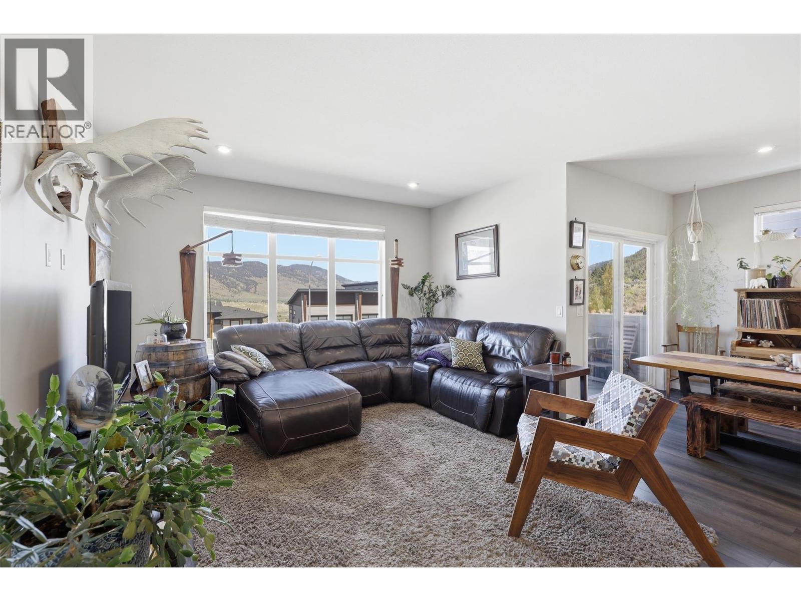 1993 Qu'appelle Boulevard Unit# 128, Kamloops, British Columbia  V2E 0C2 - Photo 6 - 10384375