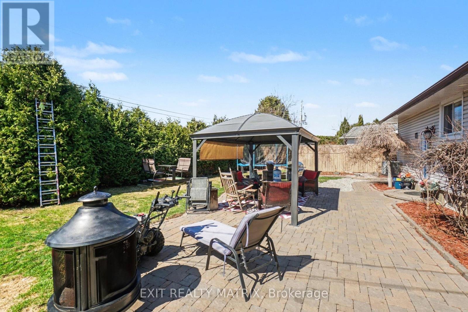 1402 Jamison Avenue, Ottawa, Ontario  K1E 1J5 - Photo 9 - X13028724