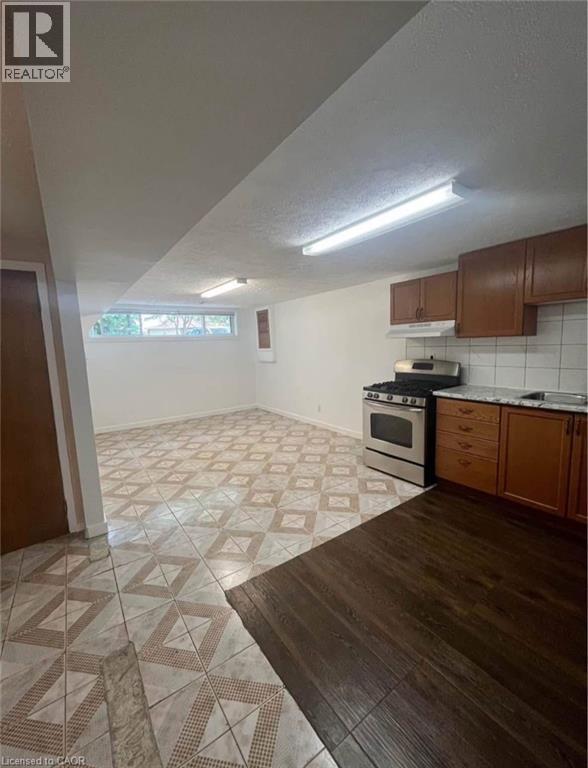 357 Gage Court Unit# Lower, Burlington, Ontario  L7T 4E1 - Photo 11 - 40823698