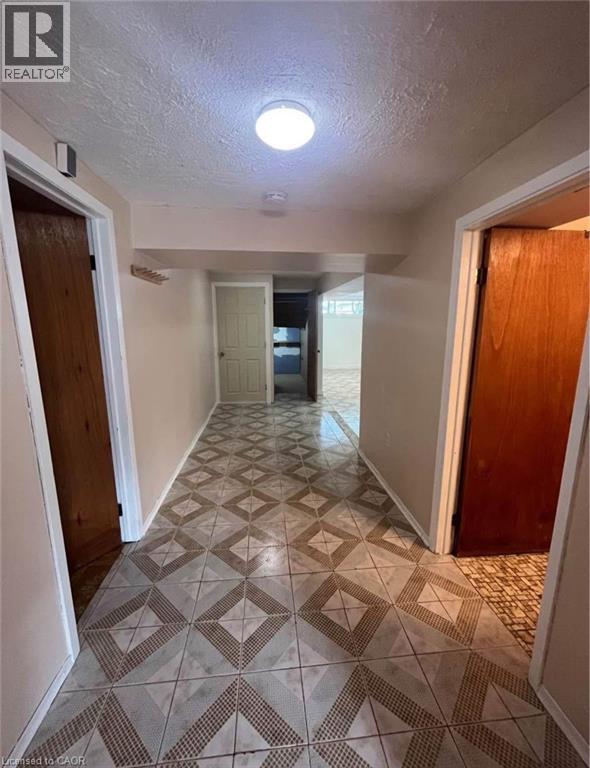 357 Gage Court Unit# Lower, Burlington, Ontario  L7T 4E1 - Photo 8 - 40823698