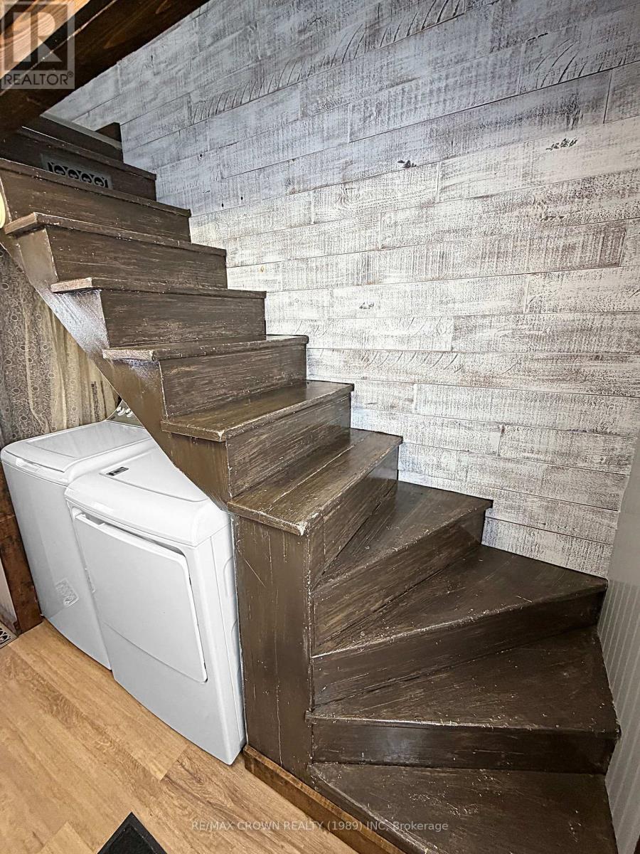 135 Queen Street, Mattice-Val Cote, Ontario  P0L 1T0 - Photo 15 - T13037394