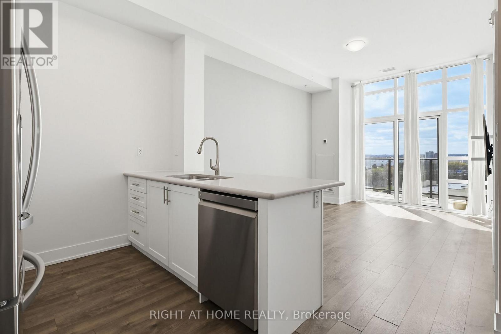 623 - 101 Shoreview Place, Hamilton (Lakeshore), Ontario  L8E 0K2 - Photo 6 - X13037030