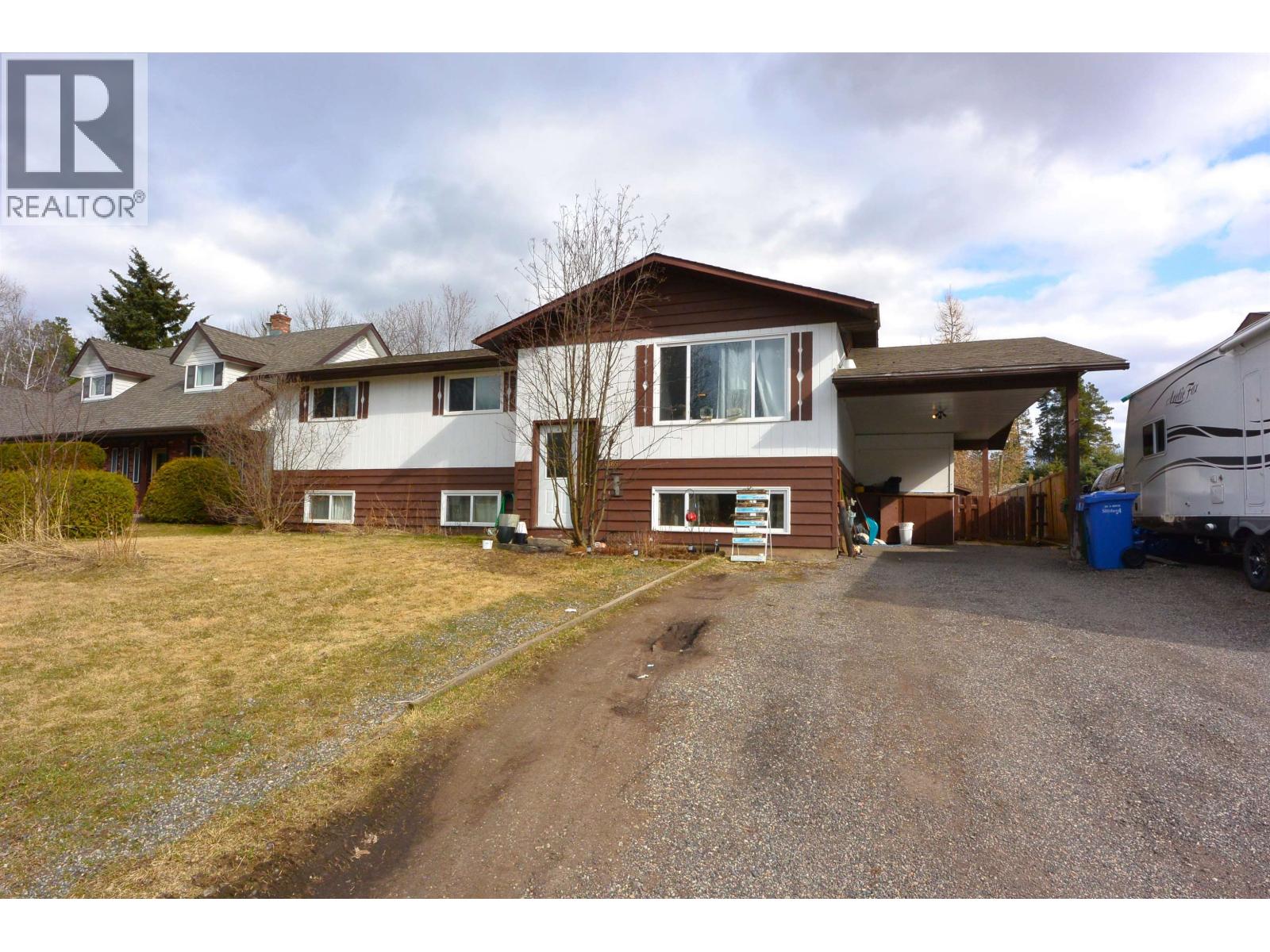 4465 Birch Crescent, Smithers, British Columbia  V0J 2N0 - Photo 1 - R3115157