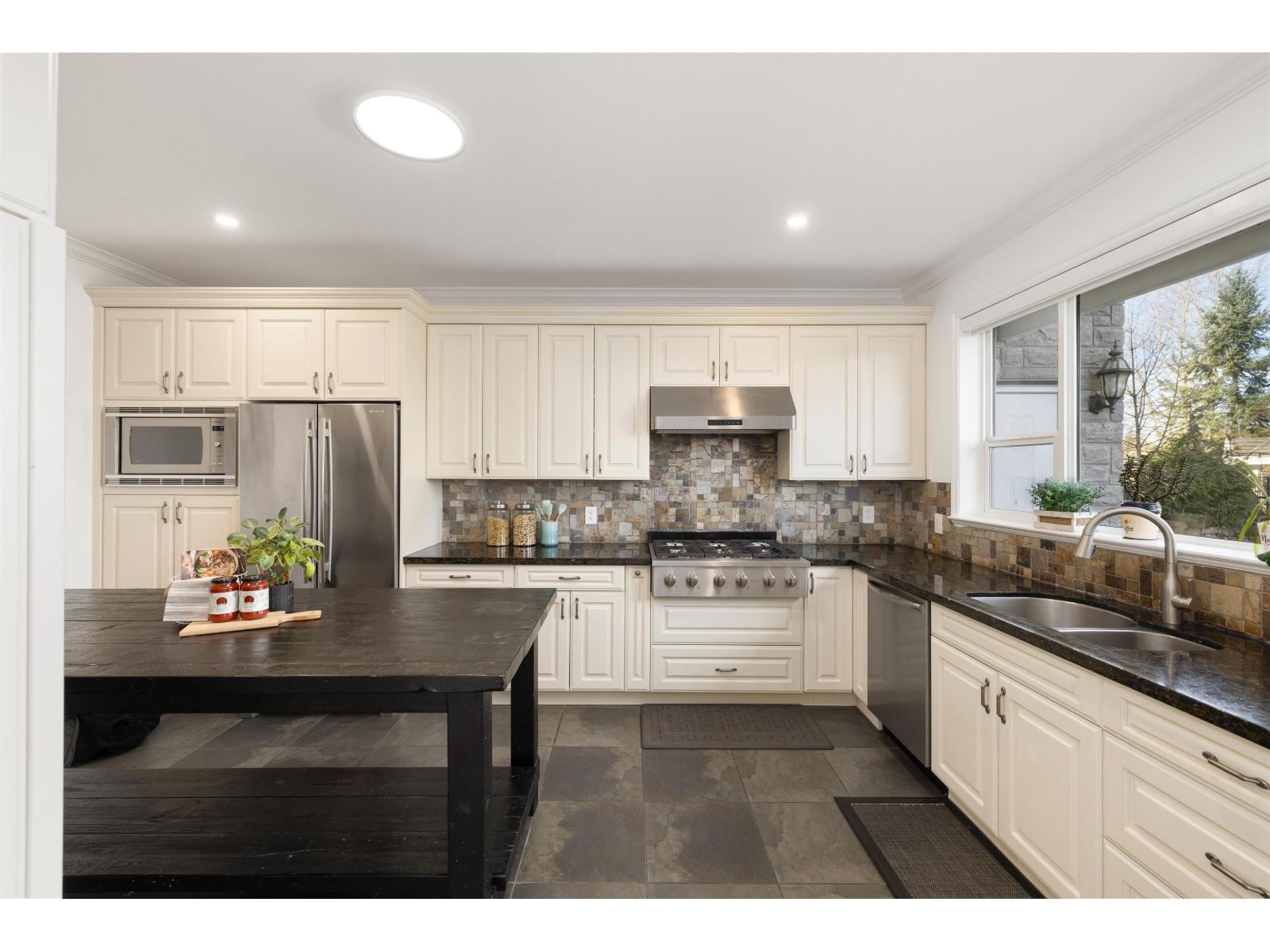 16283 29 Avenue, Surrey, British Columbia  V3Z 9X4 - Photo 18 - R3115203